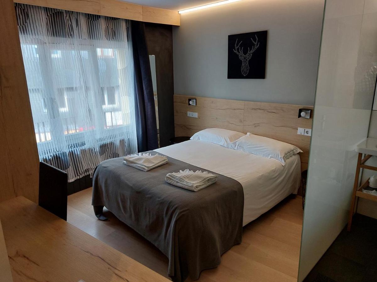 Hotel Mirtil Pas De La Casa Bagian luar foto