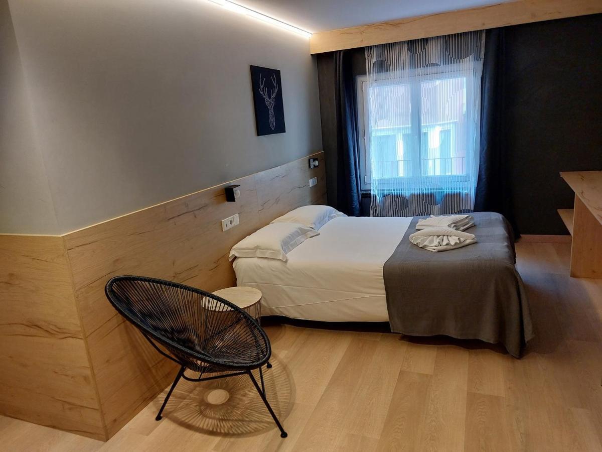 Hotel Mirtil Pas De La Casa Bagian luar foto